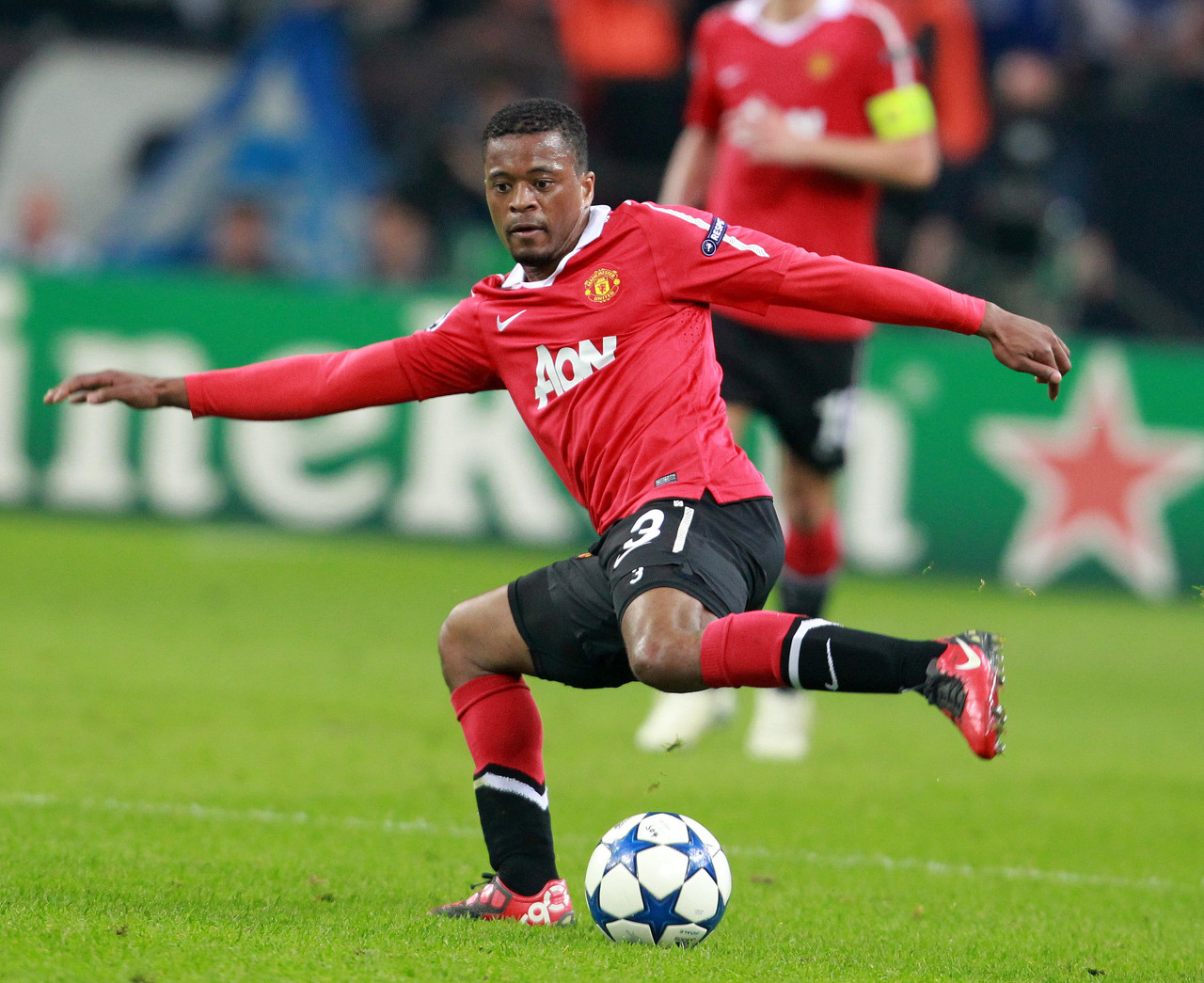 在竞争激烈 在竞争激烈